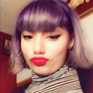 Meet your Posher, Gabrielle